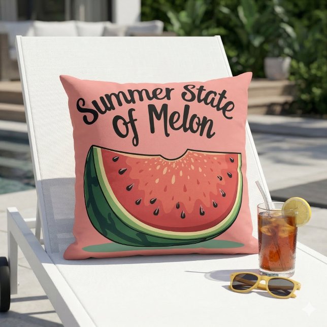 Almofada Estado de Verão do Melão Arte Fruta Retro (Summer State of Melon Retro Fruit Art Throw Pillow In Poolside Chair)