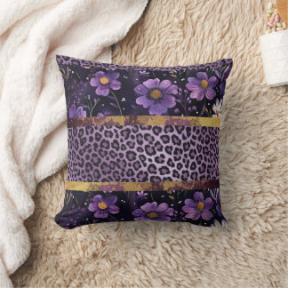 Almofada Estampa de leopardo floral roxa ousada
