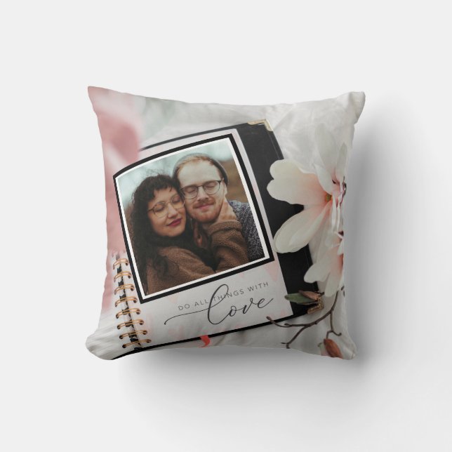 Almofada Estampas Chic: Designs de Travesseiros Decorativos (Frente)