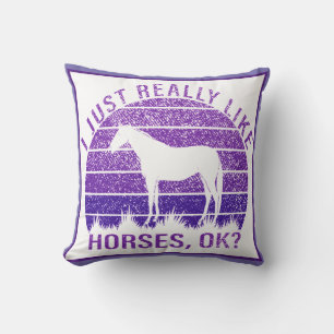Almofada Eu gosto muito de cavalos em roxo