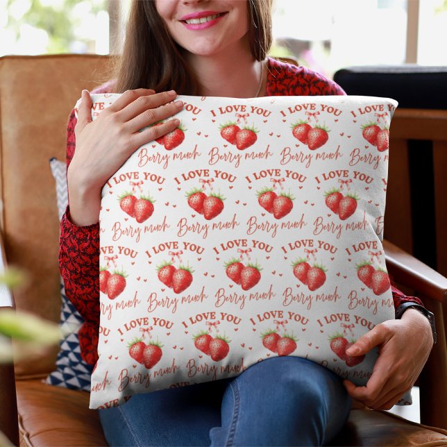 Almofada "Eu Te Amo Muito" Dia de os namorados De Morango V ('I Love You Berry Much' Red Strawberry Valentine's Throw Pillow)