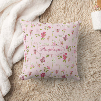 Almofada Fadas e Flores Caprichosas em Aquarela rosa