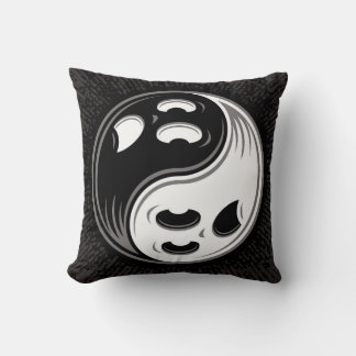 Almofada Fantasma Yin Yang Black and White
