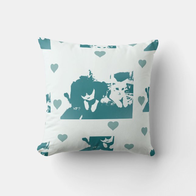 Almofada Feline Friends. Adorable Kitten Duo. (Frente)