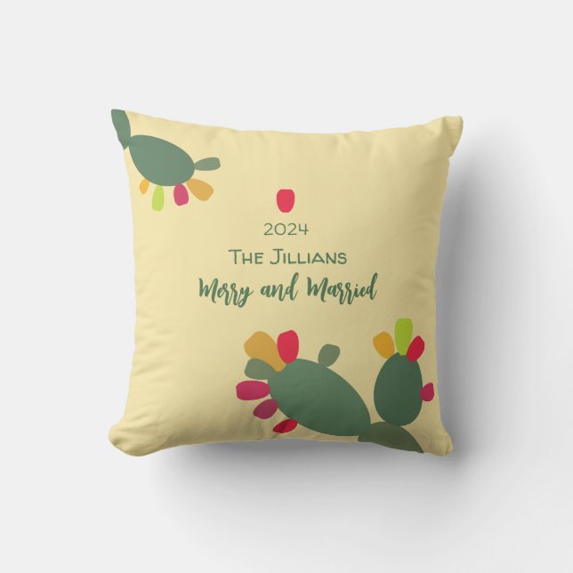 Almofada feliz e deserto colorido casado (Frente)