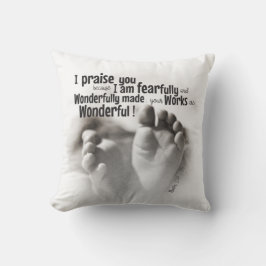 Almofada Feliz e maravilhosamente feito