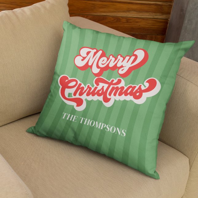 Almofada Feliz Natal Red Green Whimsical Retro (Merry Christmas red and green retro style typography throw pillow. )