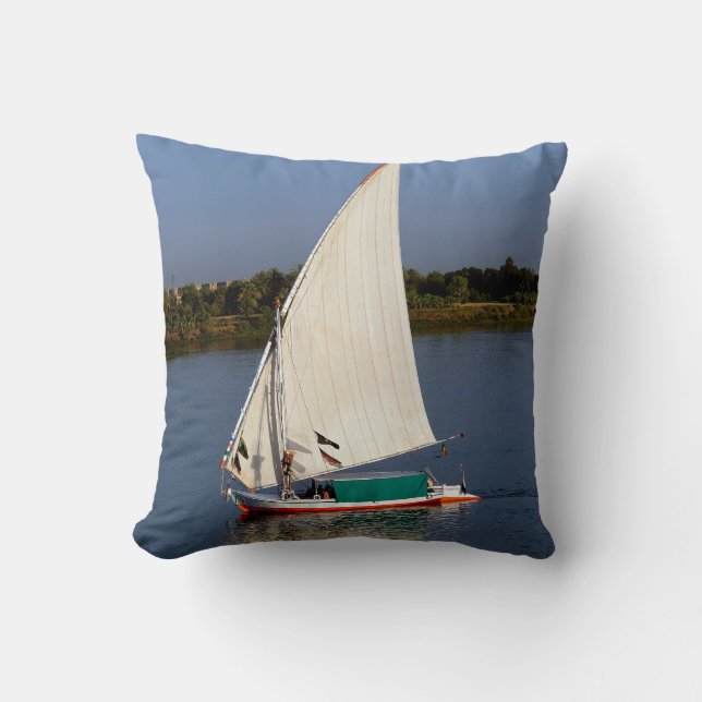 Almofada Felucca navegando pelo Nilo - Aswan, Egito (Frente)