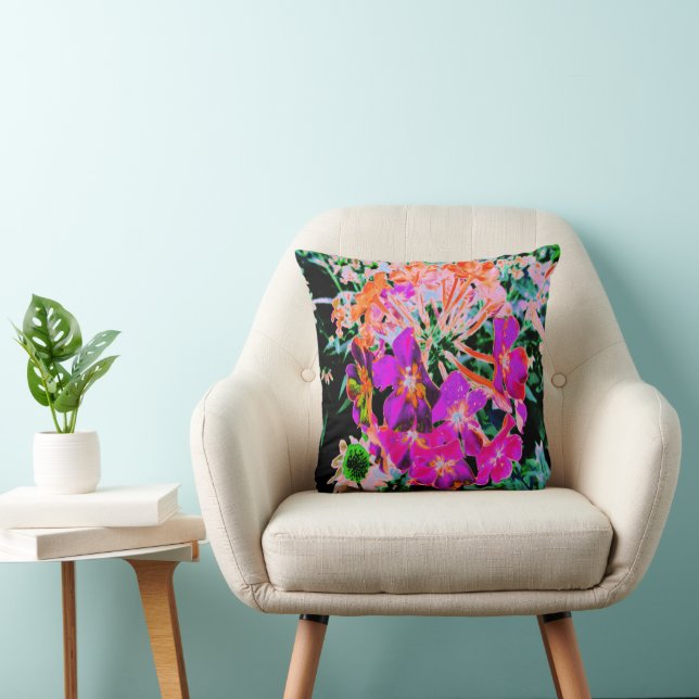 Almofada Flor Abstrata Magenta e Laranja em Flor (Cadeira)