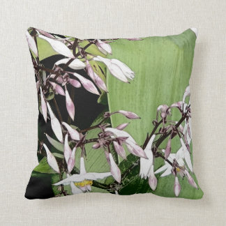 Almofada flor branca e rosa pálido