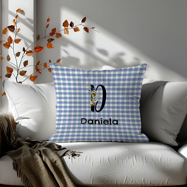 Almofada Flor monograma retro gingham azul (Criador carregado)