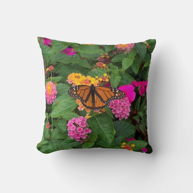 Almofada Flor Verde Amarelo rosa com borboleta Lantana (Frente)