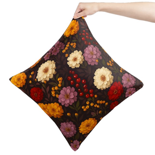 Almofada Florais de Outono - Boho Fazenda  (A cozy touch of fall with rich floral patterns, perfect for adding seasonal charm to your home.)