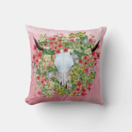 Almofada Floral Longhorn Skull sobre fundo de aquarela