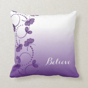 Almofada Floral roxo e branco acredita em o senhor mesmo