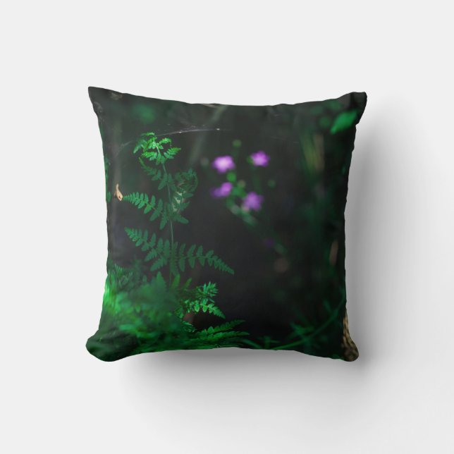Almofada Flores de Florestas de Água Roxo Selvagens Fern (Frente)