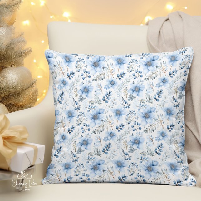 Almofada Flores de Inverno em Aquarela Azul (Criador carregado)