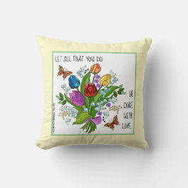 Almofada Flores Pintadas com Verso de 1 Corintianos 16:14