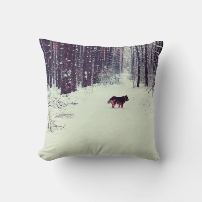 Almofada Floresta de pinheiro de neve, cachorro caminhando  (Frente)