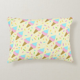Almofada fofa com estampa contínua de sorvetes
