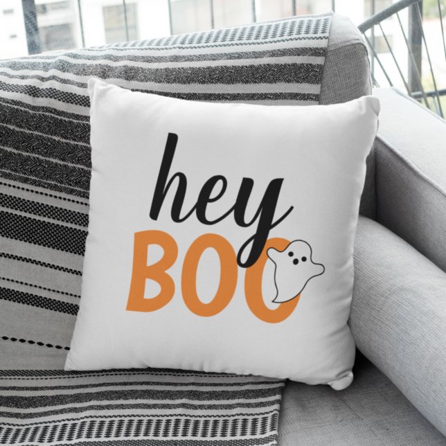 Almofada Fofo Hey Boo Laranja Fantasma Branco Halloween (Criador carregado)