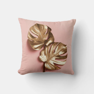 Almofada Folhas da monstera do ouro de luxo.