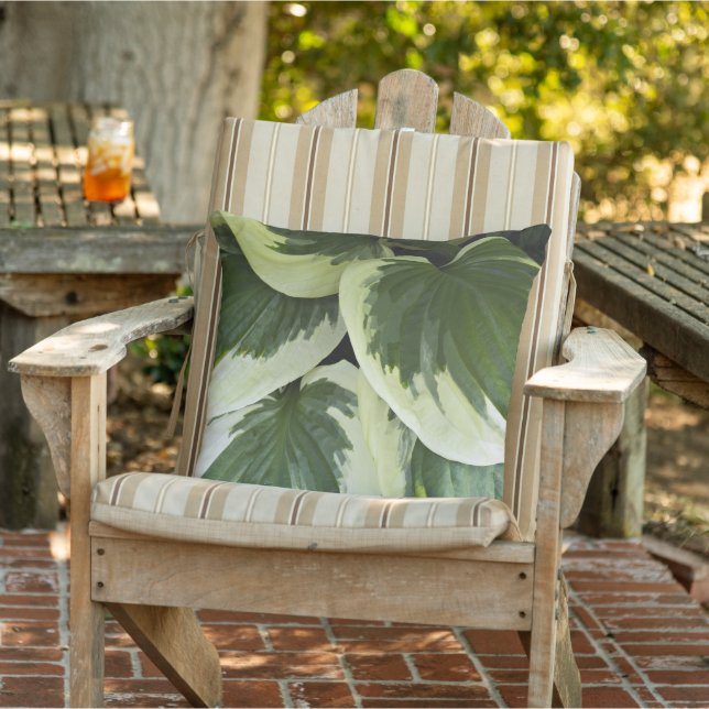 Almofada Folhas de Hosta Variegadas Verdes e Brancas (Cadeira)