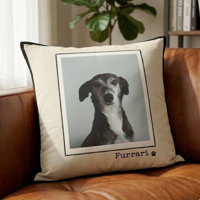 Almofada Foto Personalizada de Pet Retro Moderno Minimalist (Modern Personalized Pet Photo Pillow a stylish gift for any dog mom or dog dad.)