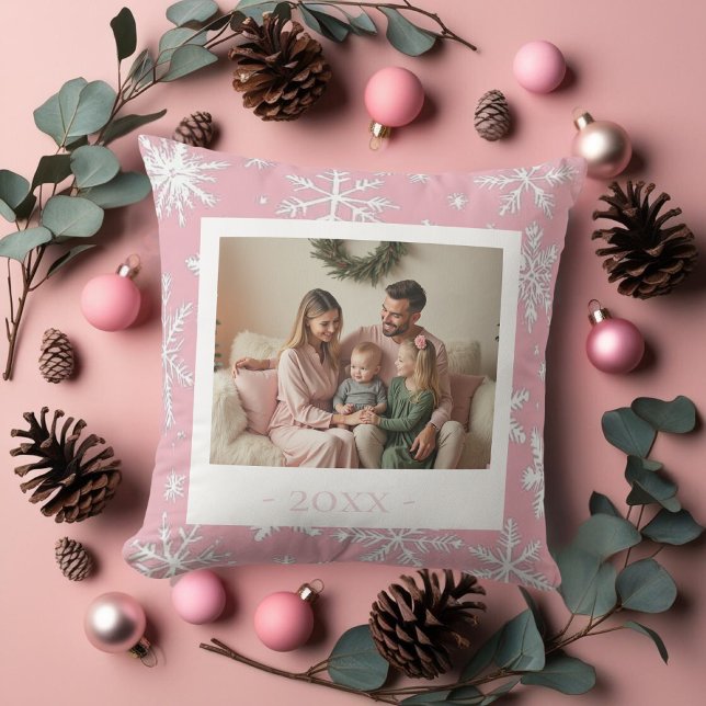 Almofada Fotografia rosa elegante com flocos de neve (Elegant Pink one photo Snowflakes Throw Pillow)
