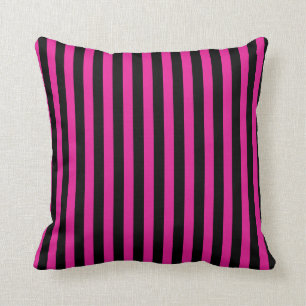 Almofada Fuchsia e listras de doces pretas