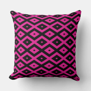 Almofada Fuchsia e padrão de diamante preto