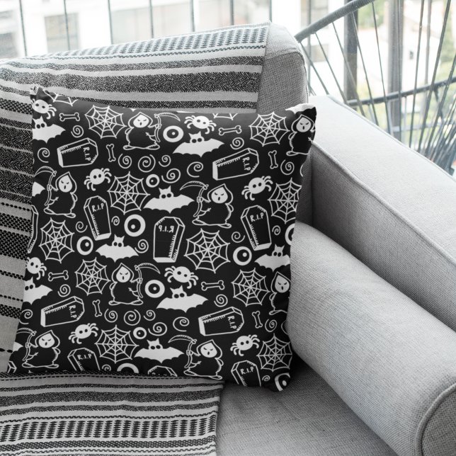 Almofada Fun Bat Pattern for Halloween (Criador carregado)