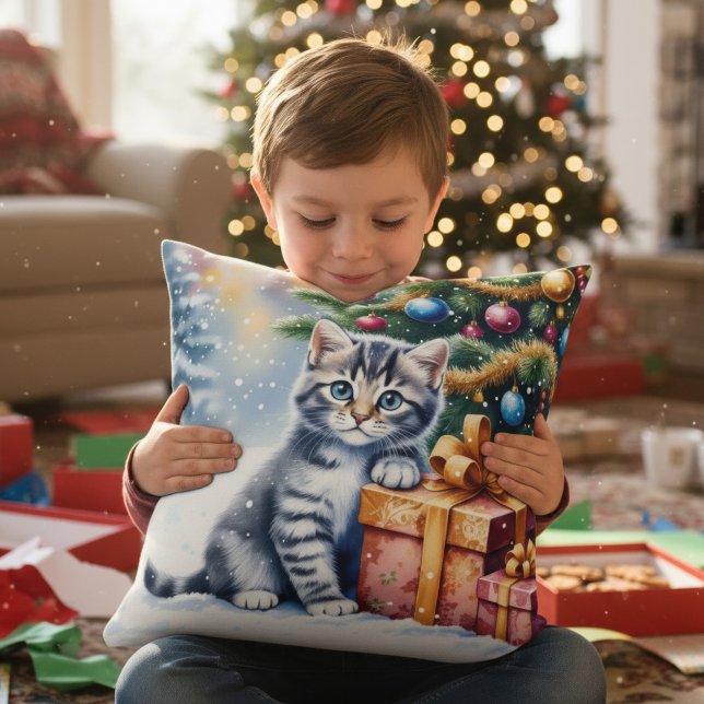 Almofada Gatinho Fofo Sob a Árvore de Natal (Criador carregado)