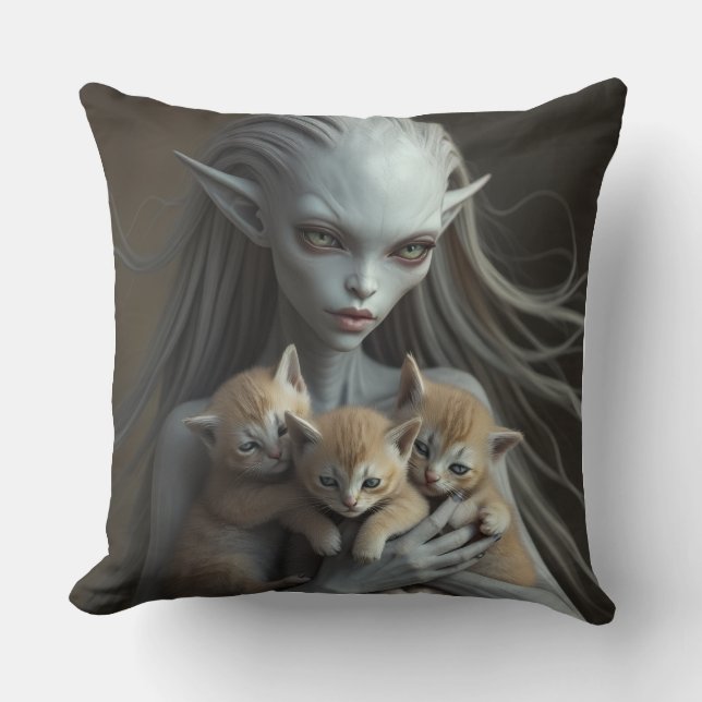 Almofada Gatinhos de retenção de Alienígenas femininas (Frente)