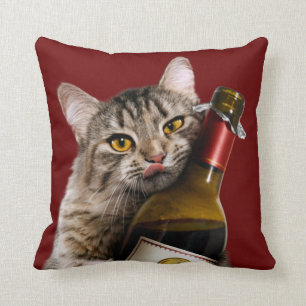 Almofada Gato Com Garrafa De Vinho