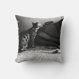 Almofada Gato com travesseiro de violão