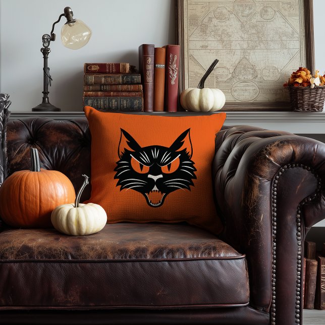 Almofada Gato Preto Assustador Rosto Halloween Laranja e Pr (orange vintage halloween style black cat face pillow)
