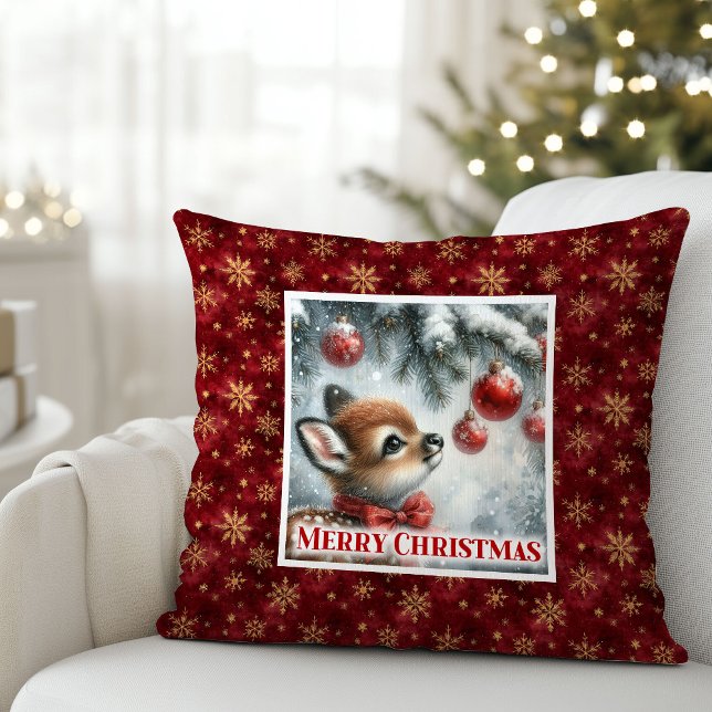 Almofada Gentle snowy forest baby deer festive scene Xmas (Gentle snowy forest baby deer festive scene Christmas pillow)