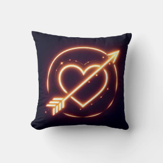 Almofada glowing image of a heart with cupid's arrow