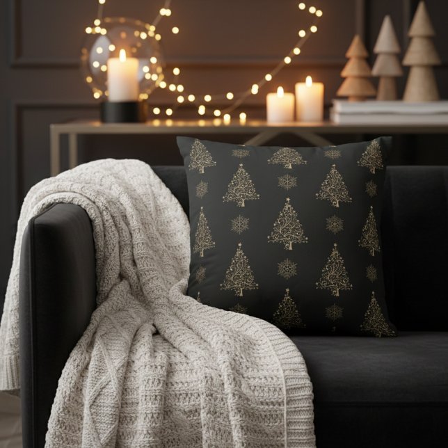 Almofada Gold Christmas Trees and Snowflakes Decorative (Gold Christmas Trees and Snowflakes Decorative Throw Pillow)