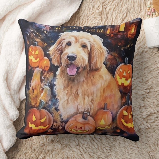 Almofada Goldendoodle do Halloween Com Pumpkins Assustado (Cobertor)