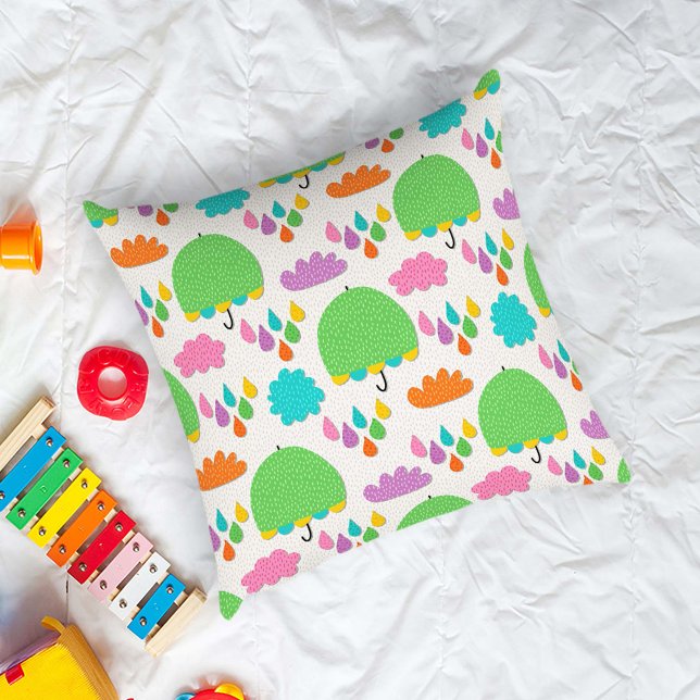 Almofada Green Umbrellas with Clouds and Raindrops (Criador carregado)