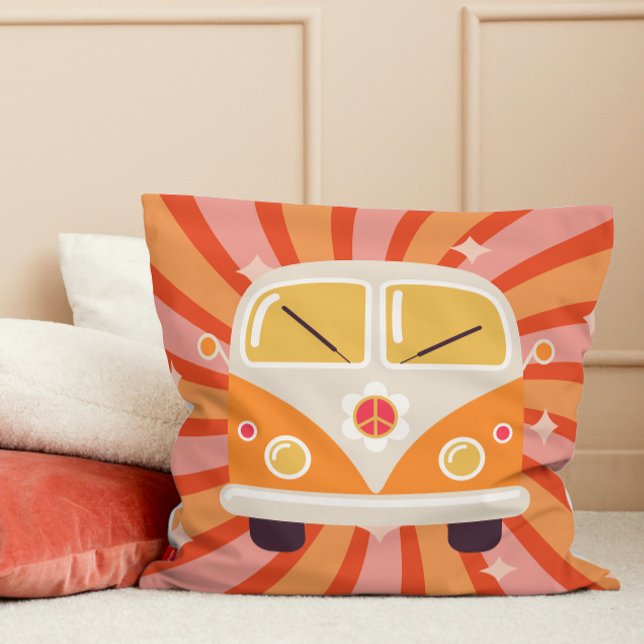 Almofada Groovy Hippie Van Pink & Orange 60s Retro (Groovy Hippie Van Pink & Orange 60s Retro Throw Pillow teen girl college dorm room decor decoration)