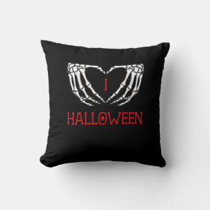 Almofada Halloween Skeleton Mãos Formando Coração Gótica