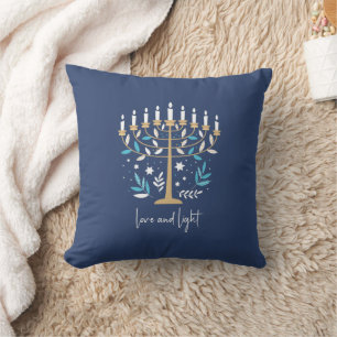 Almofada Hanukkah Love & Light Floral Menorah