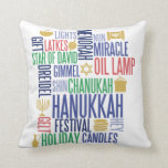 Almofada Hanukkah Words Holiday Travesseiro decorativo<br><div class="desc">Você pode encontrar itens de coordenação adicionais na nossa coleção "Feriado de Palavras de Chanucá".</div>