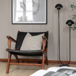 Almofada Harmonia padrão contemporâneo de borboletas branca