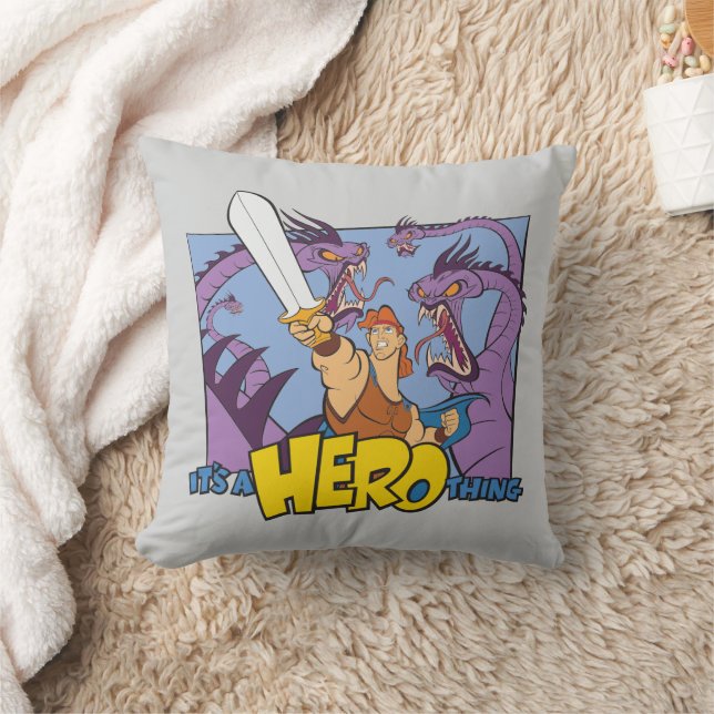 Almofada Hercules vs Hydra - It's a HERO Thing Throw Pillow (Cobertor)