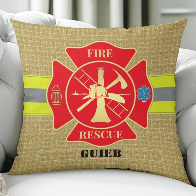 Almofada Heroico Bombeiro Maltês Design (Firefighter Fire Rescue Bunker Turnout Gear Custom Throw Pillow)