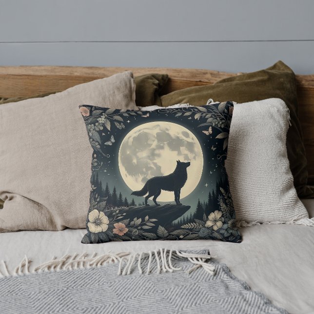 Almofada Howling Wolf Foliage (Criador carregado)